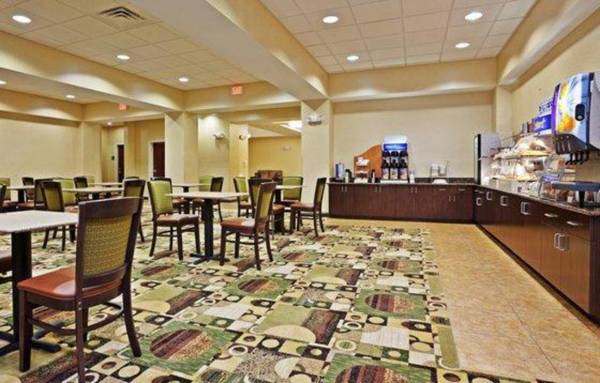 Holiday Inn Express & Suites Statesville