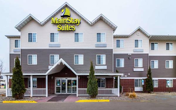 MainStay Suites Fargo