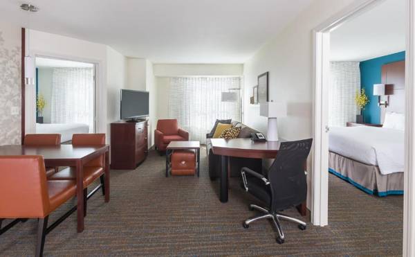 Workspace - Residence Inn by Marriott Fargo