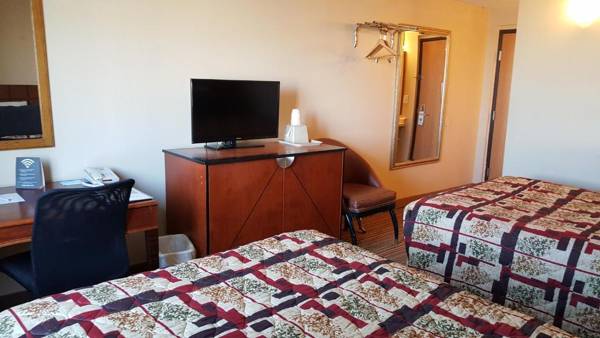 Workspace - Knights Inn and Suites - Grand Forks