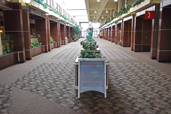 Canad Inns Destination Center Grand Forks