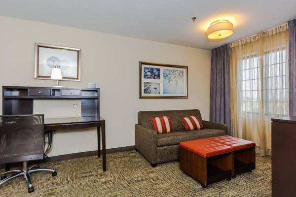 Workspace - Staybridge Suites Grand Forks an IHG Hotel