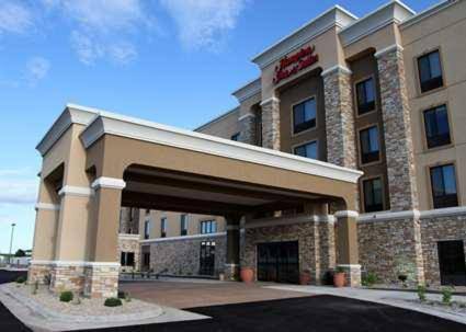 Hampton Inn & Suites Grand Forks