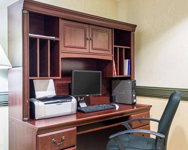 Workspace - MainStay Suites Minot