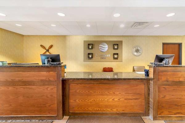 Comfort Inn & Suites