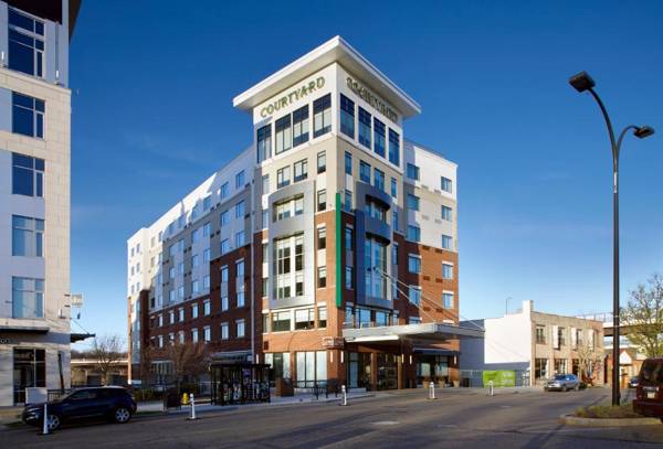 Courtyard by Marriott Akron Downtown