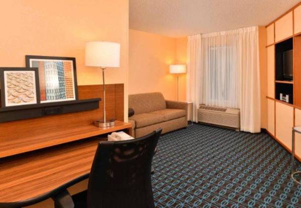 Fairfield Inn & Suites Cleveland Avon