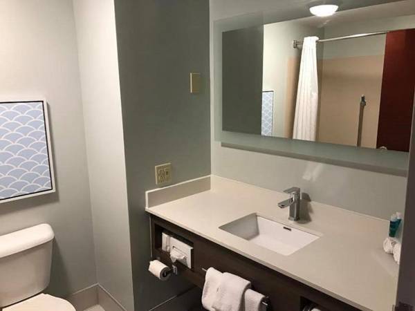 Holiday Inn Express Hotel & Suites Brookville an IHG Hotel