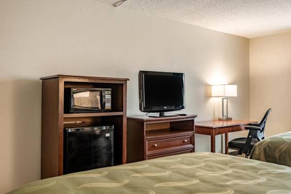 Workspace - Knights Inn Bucyrus