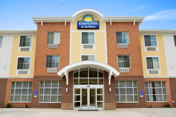 Days Inn & Suites by Wyndham Caldwell