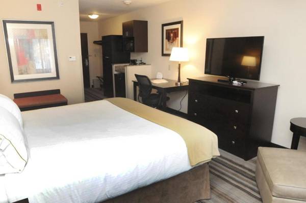 Holiday Inn Express & Suites Cambridge an IHG Hotel