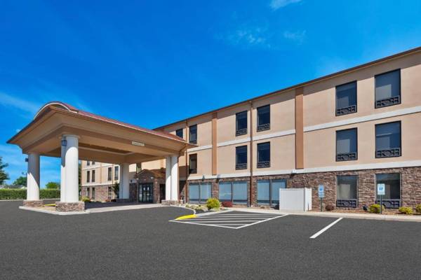 Holiday Inn Express Chillicothe East an IHG Hotel