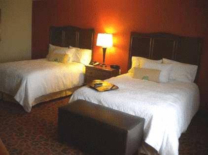 Hampton Inn & Suites Cincinnati / Uptown - University Area