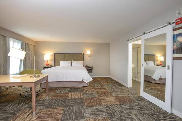 Hampton Inn & Suites - Cincinnati/Kenwood OH