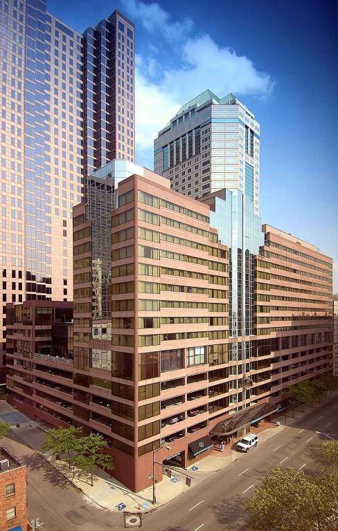 DoubleTree Suites by Hilton Hotel Columbus Downtown