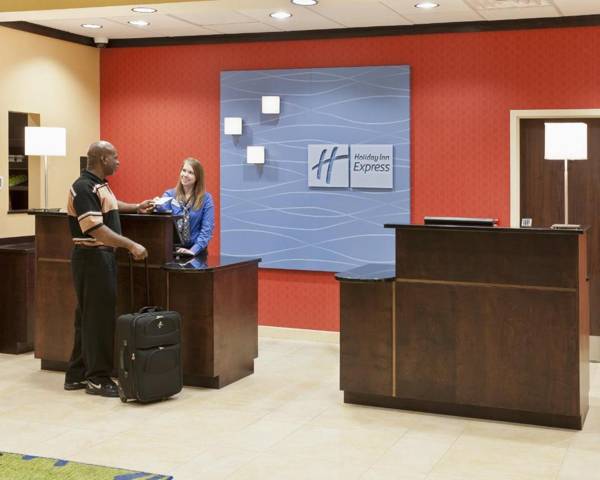 Holiday Inn Express & Suites Dayton South - I-675 an IHG Hotel