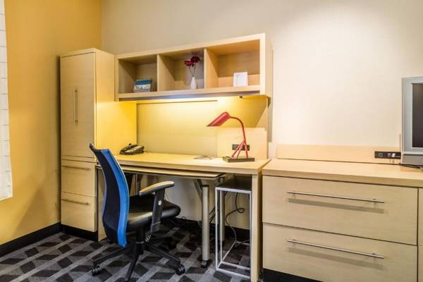 Workspace - TownePlace Suites Dayton North