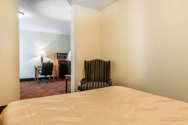 Workspace - Quality Inn Gallipolis