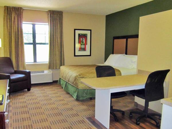 Workspace - Extended Stay America Suites - Toledo - Holland