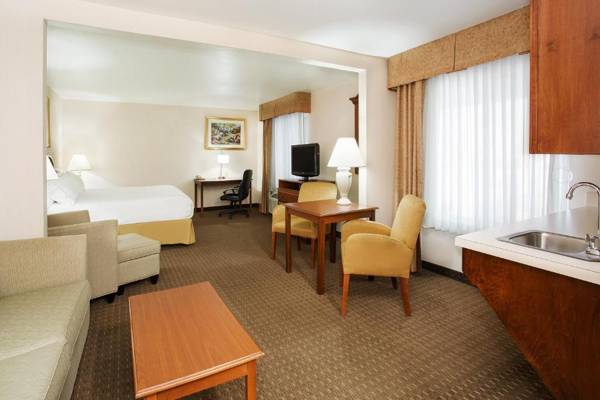 Holiday Inn Express Hotel & Suites Marion an IHG Hotel