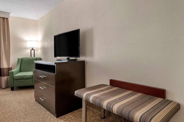 Comfort Suites Miamisburg - Dayton South