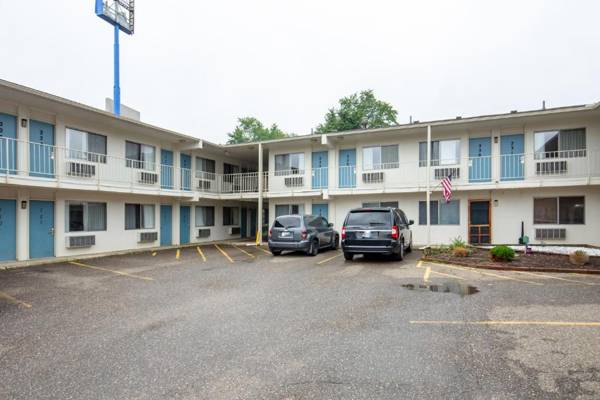 Days Inn by Wyndham New Philadelphia