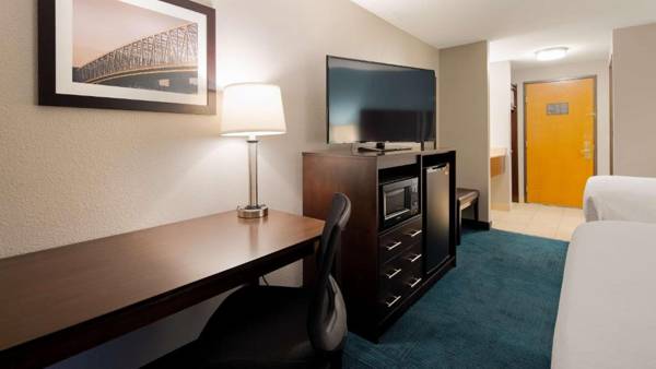 Workspace - Best Western St. Clairsville Inn & Suites