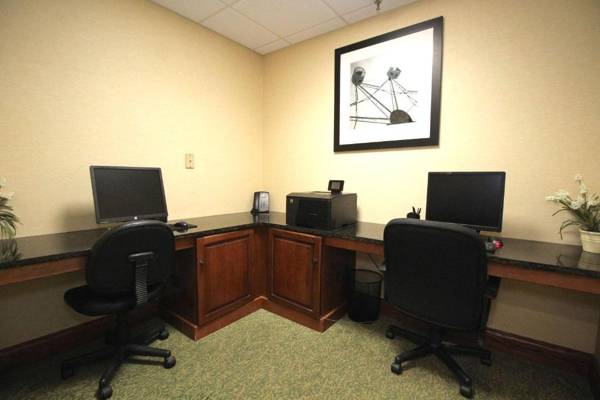 Workspace - Country Inn & Suites by Radisson Sandusky South OH