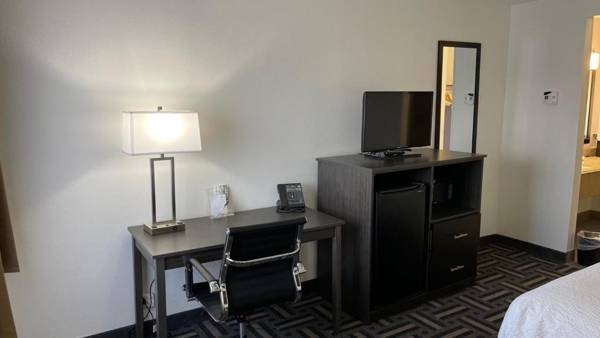 Workspace - La Quinta Inn by Wyndham Cincinnati North