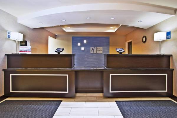 Holiday Inn Express & Suites Springfield an IHG Hotel