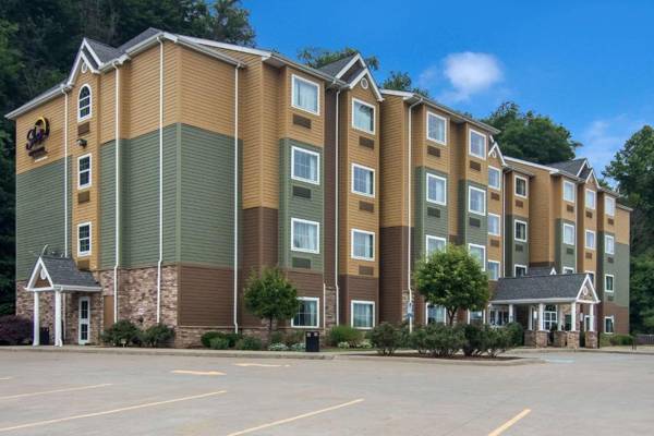 Sleep Inn & Suites Steubenville at the University