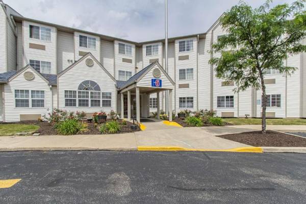 Motel 6-Streetsboro OH