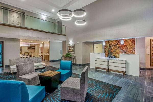 La Quinta Inn & Suites by Wyndham Dayton North - Tipp City