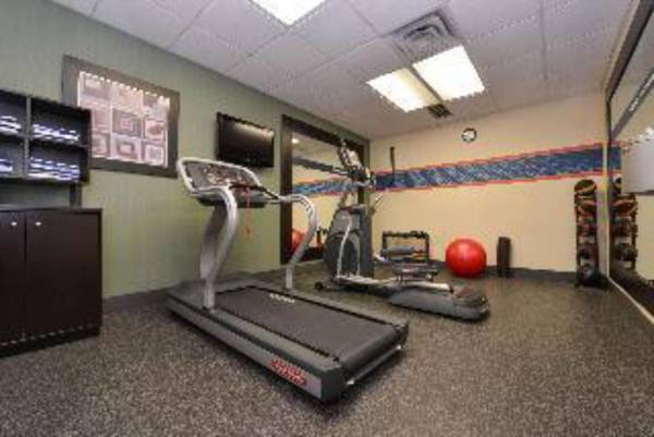 Hampton Inn & Suites Toledo-North