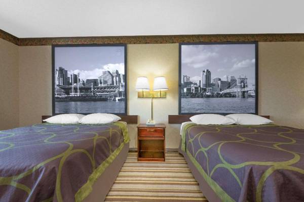 Super 8 by Wyndham Wapakoneta