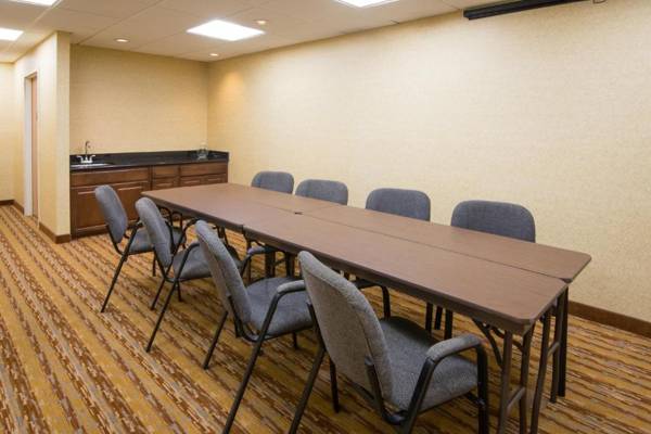 Holiday Inn Express Hotel & Suites Wauseon an IHG Hotel