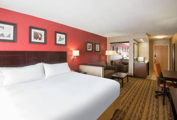 Workspace - Holiday Inn Express Hotel & Suites Wauseon an IHG Hotel