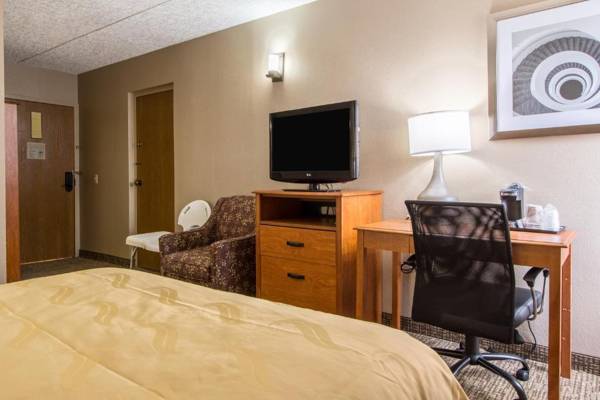 Workspace - Quality Inn Wickliffe - Cleveland East