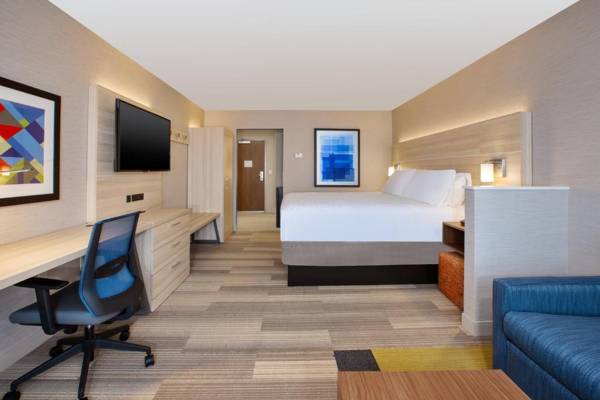 Workspace - Holiday Inn Express & Suites - Wooster an IHG Hotel