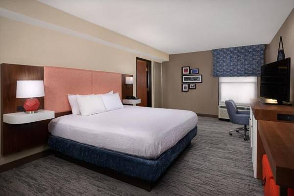 Hampton Inn Youngstown West