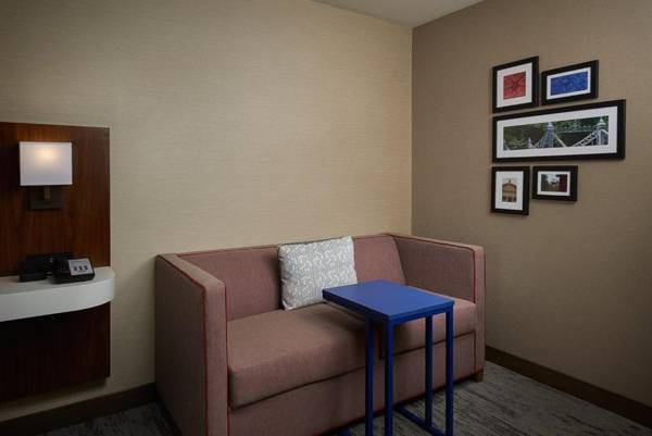 Hampton Inn Youngstown West