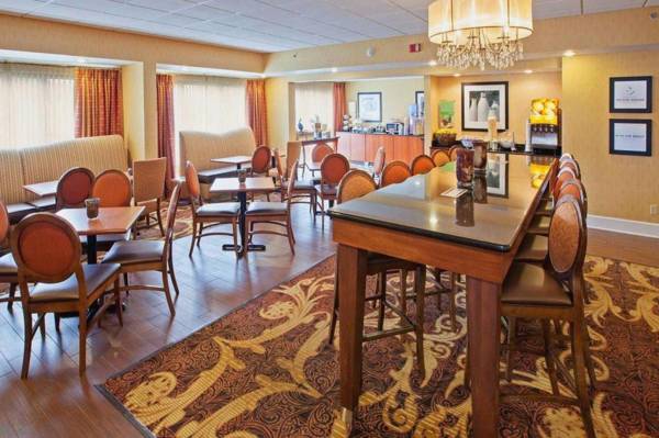 Hampton Inn Youngstown-West/I-80