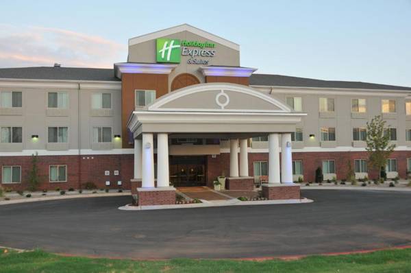 Holiday Inn Express & Suites Clinton an IHG Hotel