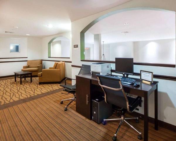 Workspace - Sleep Inn & Suites Edmond near University