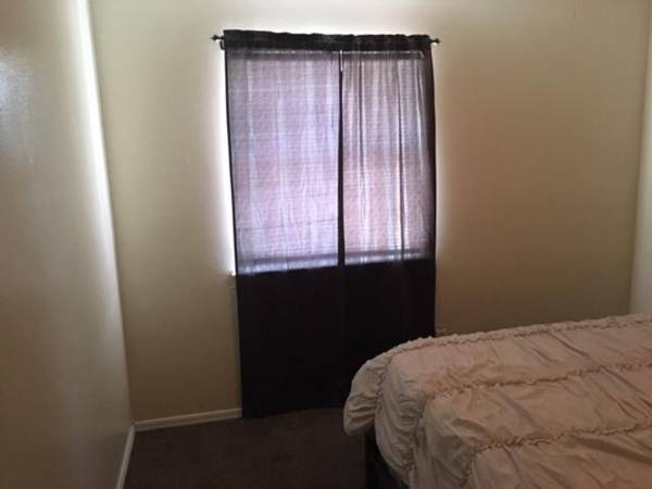 2 Bedroom Apartment for you! Next to Fort Sill