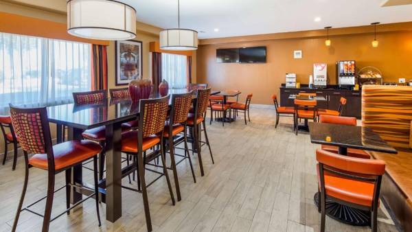 Best Western Greentree Inn & Suites