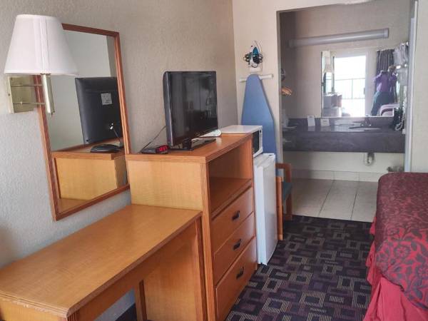 Days Inn West OKC