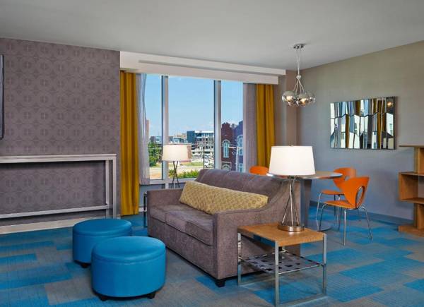 Aloft Oklahoma City Downtown – Bricktown