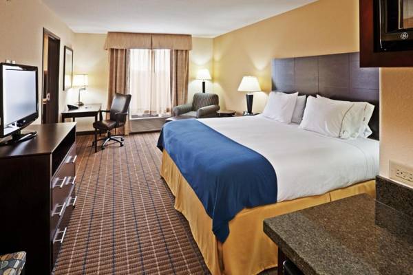 Holiday Inn Express and Suites Hotel - Pauls Valley an IHG Hotel