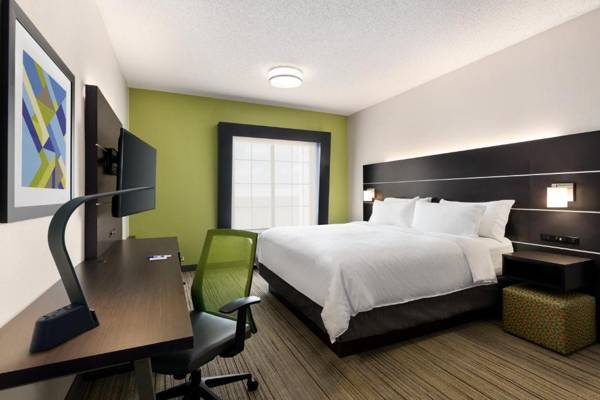 Workspace - Holiday Inn Express Hotel & Suites Shawnee I-40 an IHG Hotel